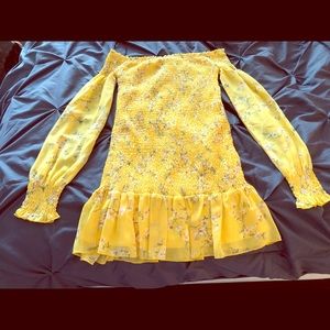 Forever 21 Off The Shoulder Dress Size S